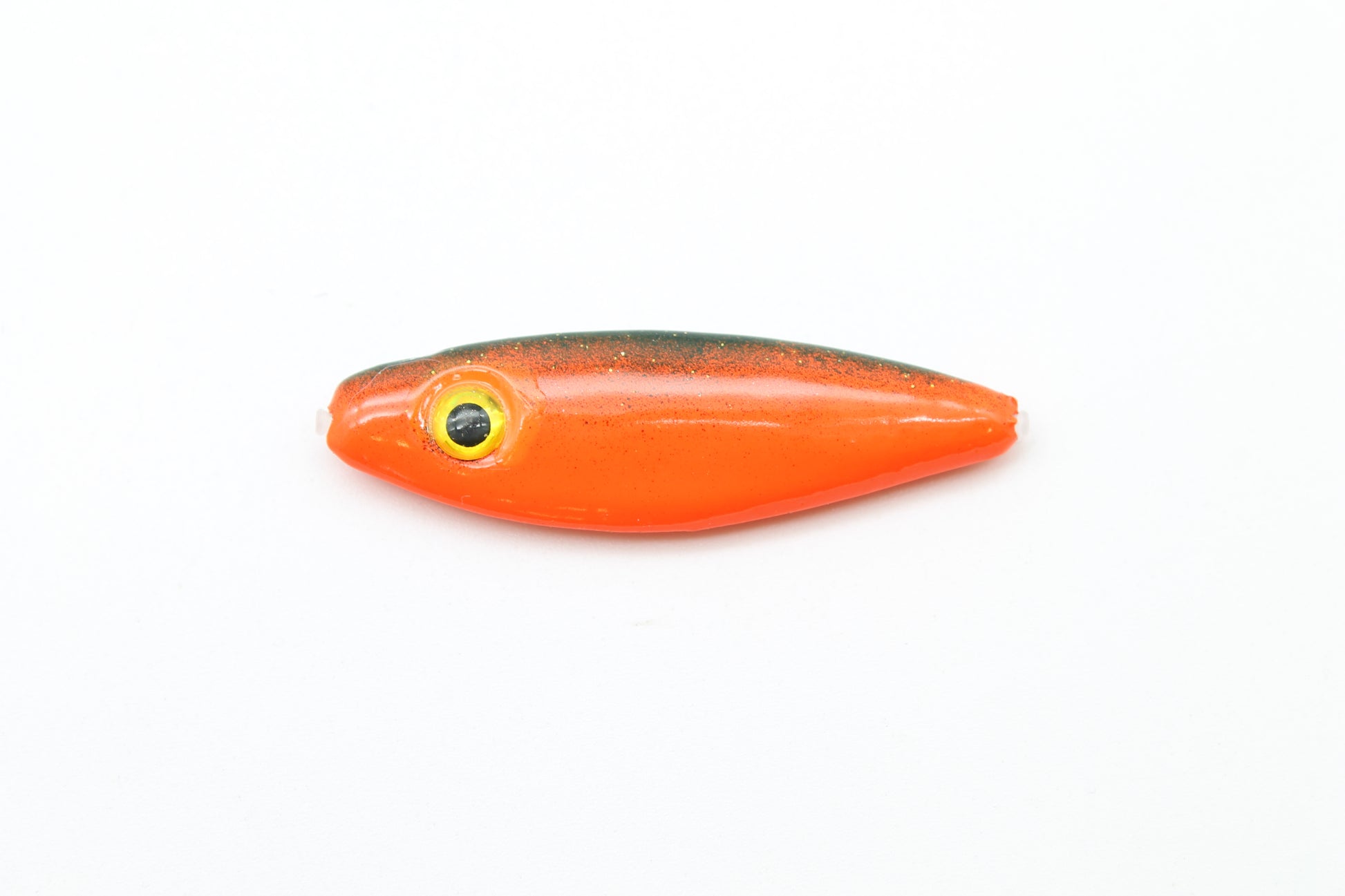 Schwarzer und roter Sprotte Durchläufer Köder von Haarjigs, ideal zum Angeln auf Sprotten, mit realistischer Farbgestaltung.